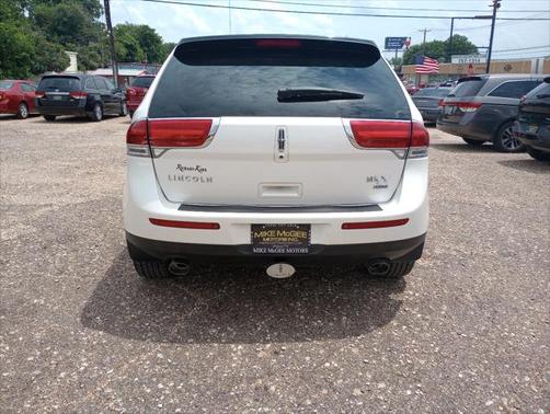 2013 Lincoln MKX Base
