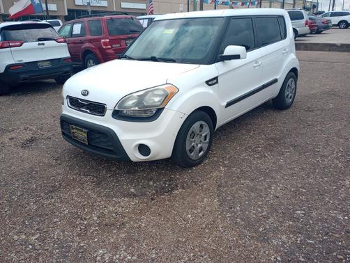 2013 Kia Soul Base