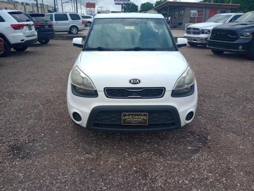 2013 Kia Soul Base