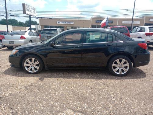 Blackberry Pearlcoat 2012 Chrysler 200 LX