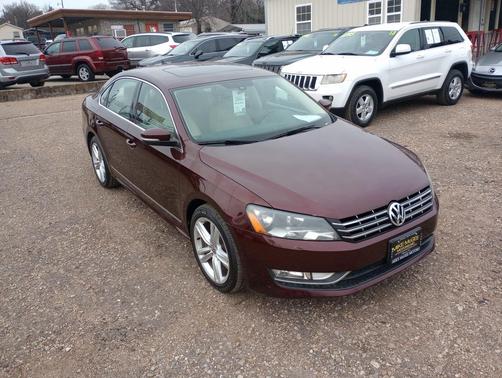 2014 Volkswagen Passat 2.0L TDI DSG SE w/Sunroof