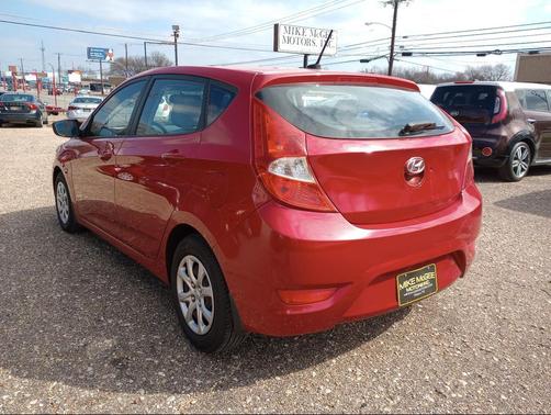 2013 Hyundai Accent GS