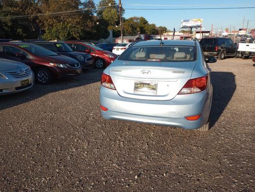 2013 Hyundai Accent GLS