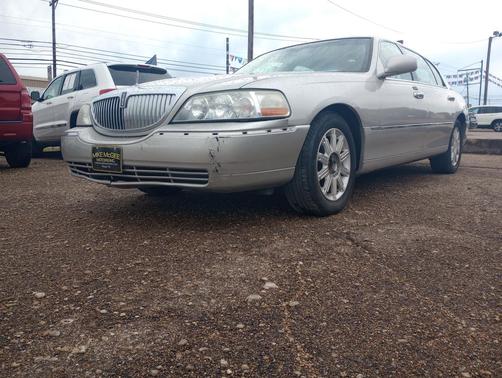 2008 Lincoln Town Car Signature