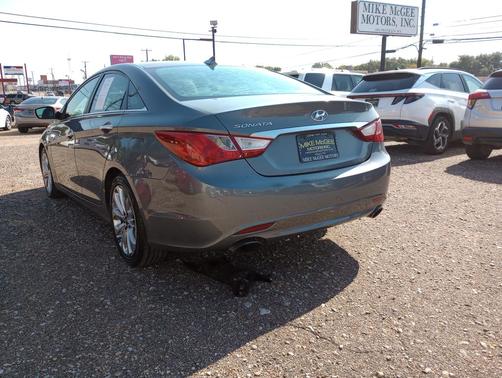 2013 Hyundai SONATA SE