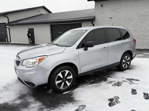 2015 Subaru Forester 2.5i
