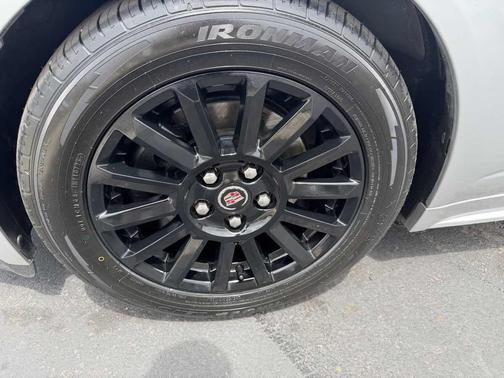 Radiant Silver Metallic 2013 Cadillac CTS Luxury