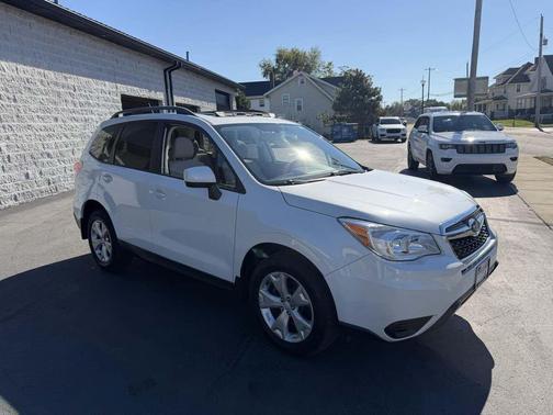 Satin White Pearl 2015 Subaru Forester 2.5i Premium