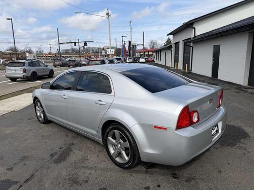 2011 Chevrolet Malibu LS
