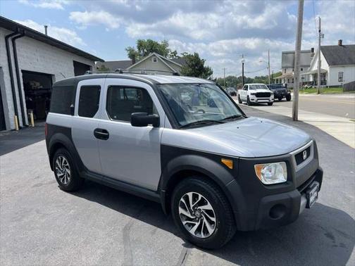 2005 Honda Element LX