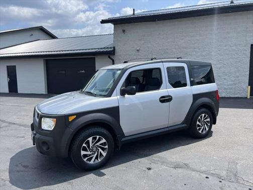 2005 Honda Element LX