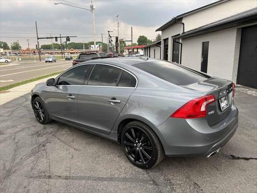 2018 Volvo S60 Inscription T5 Platinum