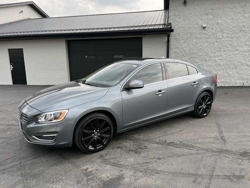 2018 Volvo S60 Inscription T5 Platinum
