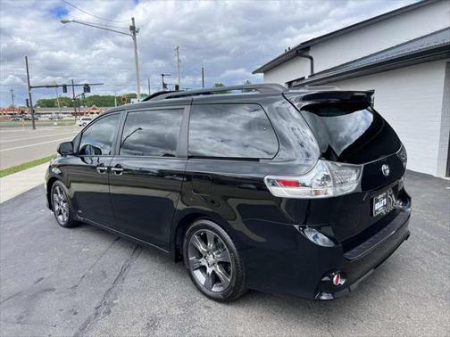 2015 Toyota Sienna SE