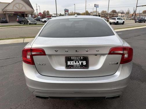 2017 Volvo S60 Inscription T5