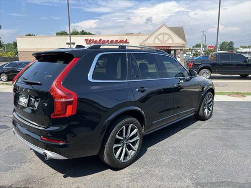 2019 Volvo XC90 T5 Momentum