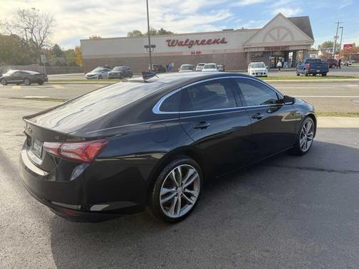 2022 Chevrolet Malibu LT