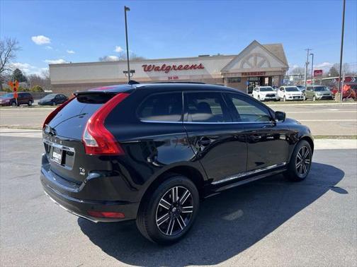 2016 Volvo XC60 T6 Drive-E