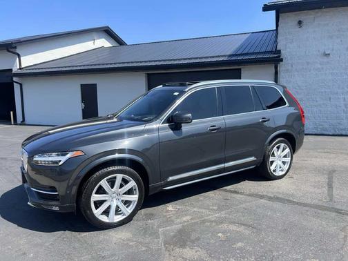 2017 Volvo XC90 T6 Inscription