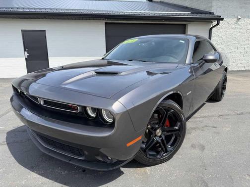 Granite Crystal Metallic Clearcoat 2015 Dodge Challenger R/T