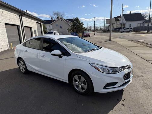 2018 Chevrolet Cruze LS
