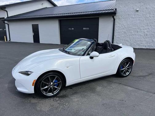 2016 Mazda MX-5 Miata Grand Touring