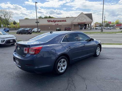 Atlantis Blue Metallic 2013 Chevrolet Malibu 1LS