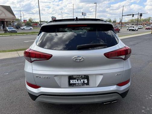 Molten Silver 2018 Hyundai TUCSON Value