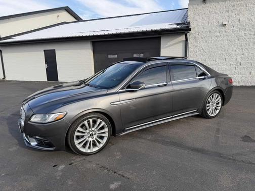 2017 Lincoln Continental Reserve