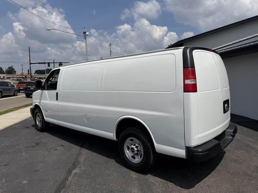 Summit White 2019 GMC Savana 2500 Work Van