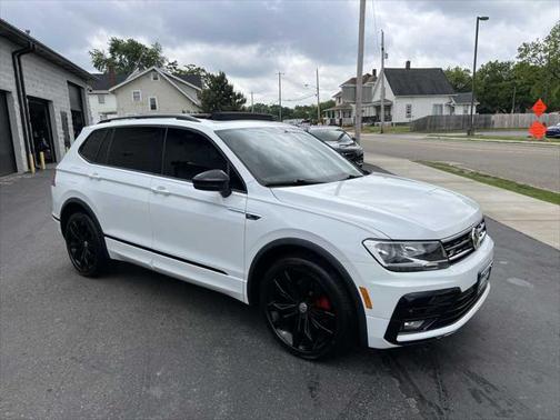 2020 Volkswagen Tiguan 2.0T SE R-Line Black 4MOTION
