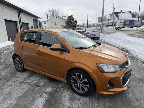 2017 Chevrolet Sonic LT
