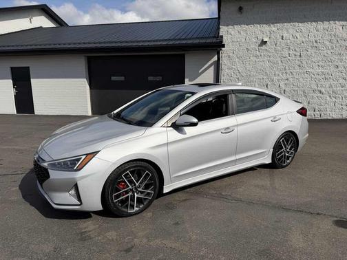 2019 Hyundai ELANTRA Sport