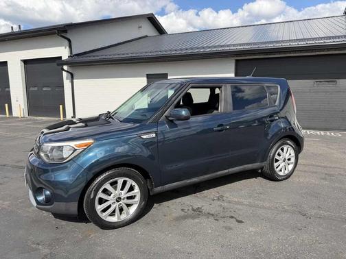 Mysterious Blue 2018 Kia Soul +