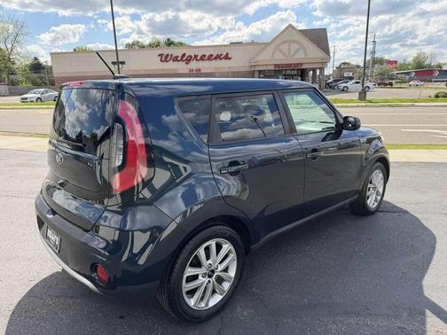 Mysterious Blue 2018 Kia Soul +