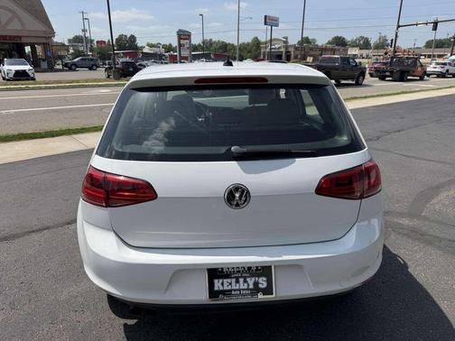 Pure White 2015 Volkswagen Golf Auto TSI S