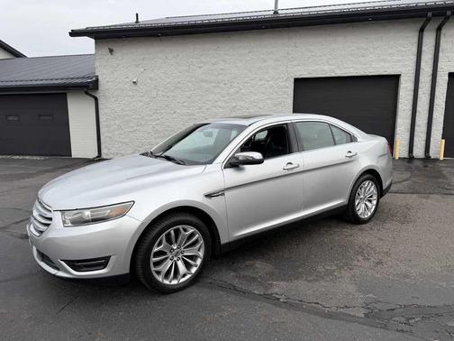 2015 Ford Taurus Limited