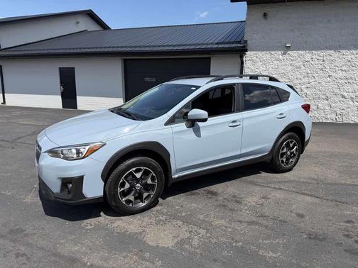 Cool Gray Khaki 2018 Subaru Crosstrek 2.0i Premium