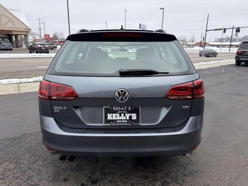 2017 Volkswagen Golf SportWagen TSI SE