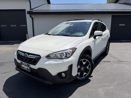 Crystal White Pearl 2021 Subaru Crosstrek Premium