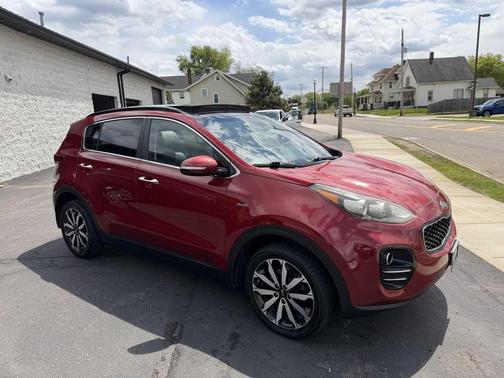 Hyper Red 2019 Kia Sportage EX