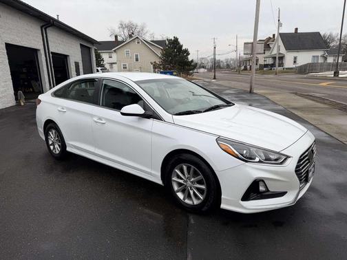 2018 Hyundai SONATA SE