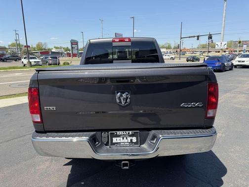 Granite Crystal Metallic 2018 RAM 1500 SLT