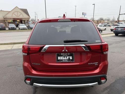 2018 Mitsubishi Outlander SEL