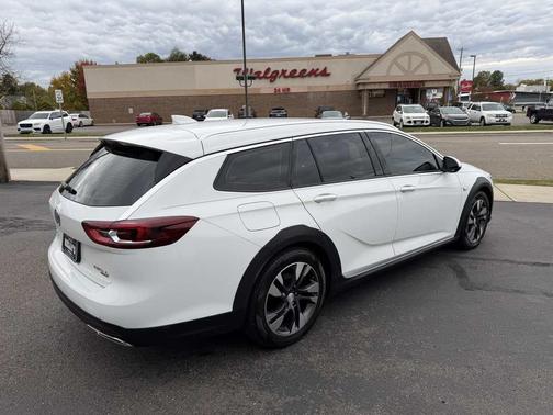 2018 Buick Regal TourX Preferred