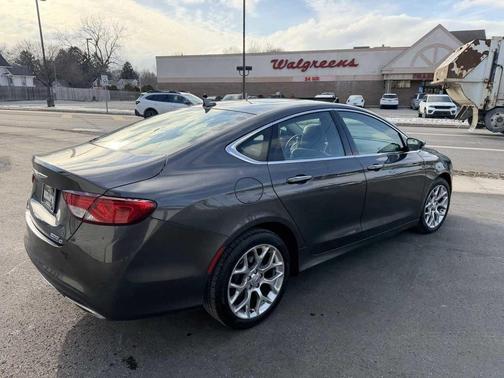 2016 Chrysler 200 C