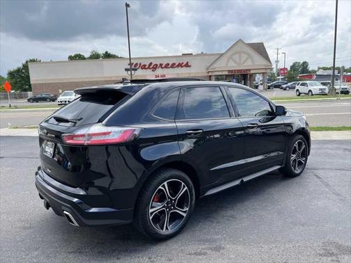 2020 Ford Edge ST