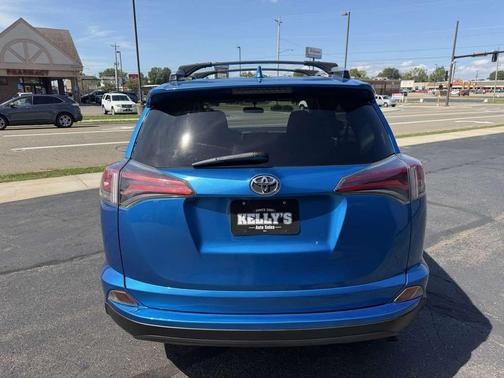 Electric Storm Blue 2016 Toyota RAV4 LE