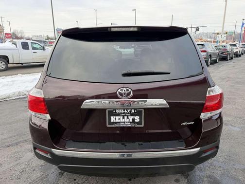 2013 Toyota Highlander SE