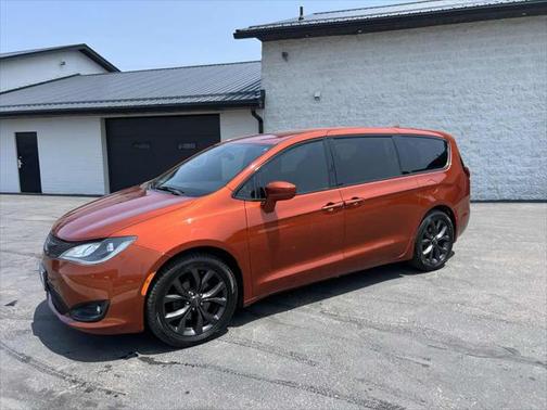 2018 Chrysler Pacifica Touring Plus